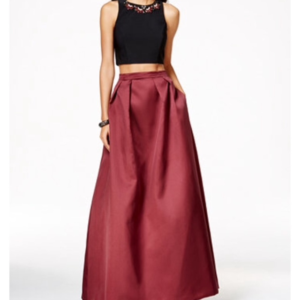 2 piece formal dress w/ POCKETS!
